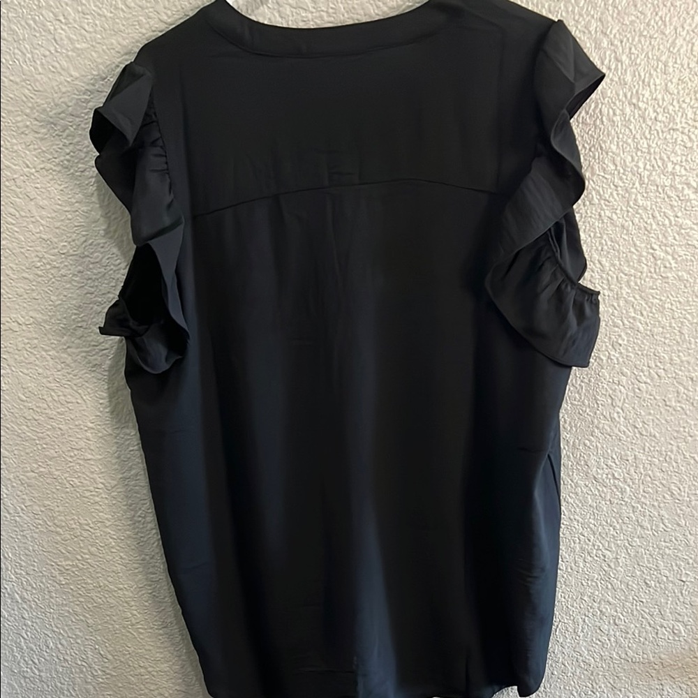 Zenana Elegant Black Ruffle Sleeve Top size 2X New - Picture 6 of 6